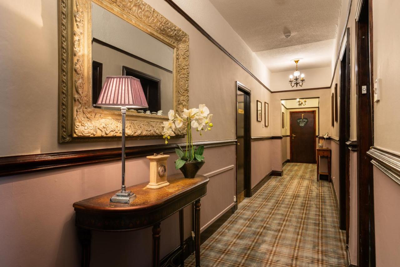 The Swan Hotel Clitheroe Exterior foto